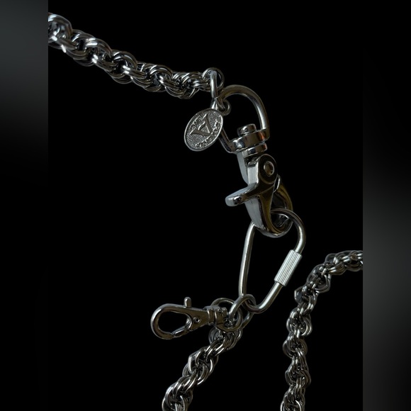 Amigaz Brand 35” Wallet Chain - Picture 9 of 10